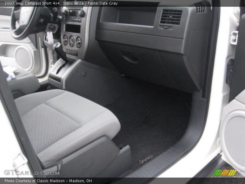 Stone White / Pastel Slate Gray 2007 Jeep Compass Sport 4x4