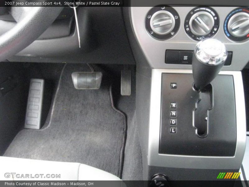 Stone White / Pastel Slate Gray 2007 Jeep Compass Sport 4x4