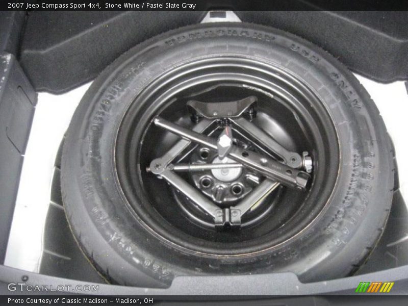 Stone White / Pastel Slate Gray 2007 Jeep Compass Sport 4x4