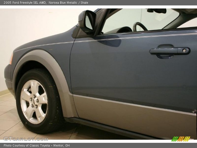Norsea Blue Metallic / Shale 2005 Ford Freestyle SEL AWD