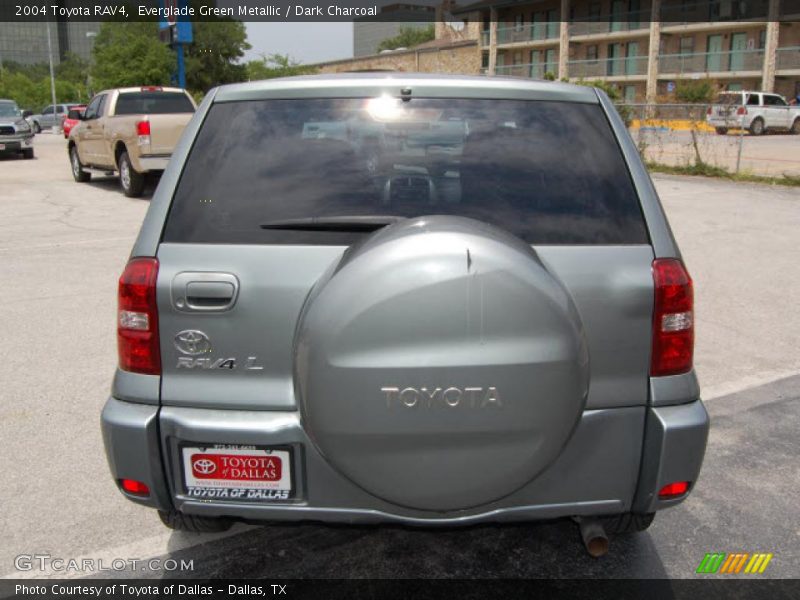 Everglade Green Metallic / Dark Charcoal 2004 Toyota RAV4