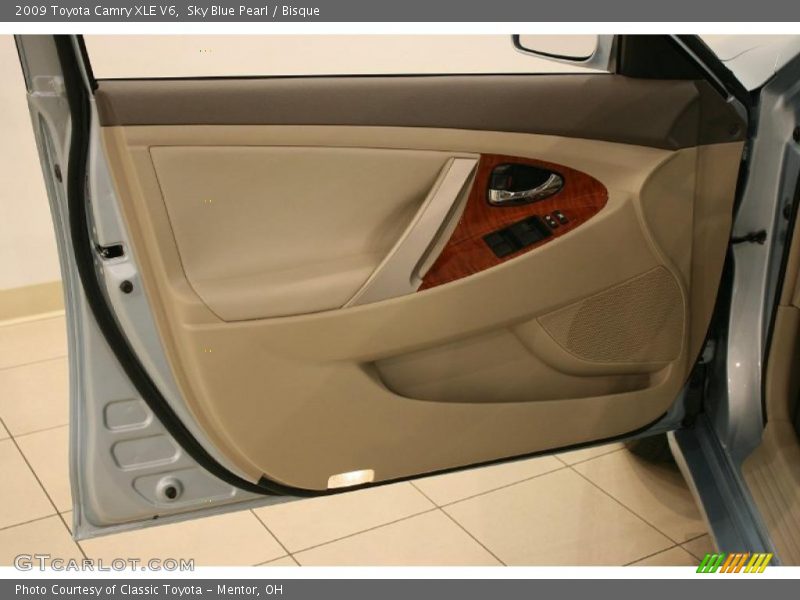 Sky Blue Pearl / Bisque 2009 Toyota Camry XLE V6