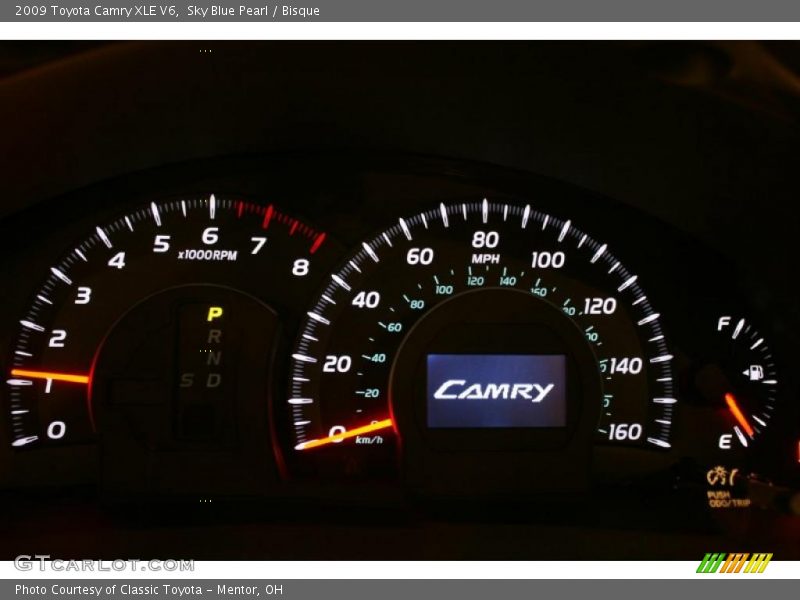 Sky Blue Pearl / Bisque 2009 Toyota Camry XLE V6