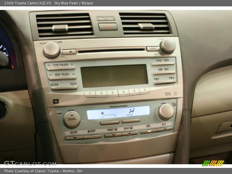 Sky Blue Pearl / Bisque 2009 Toyota Camry XLE V6