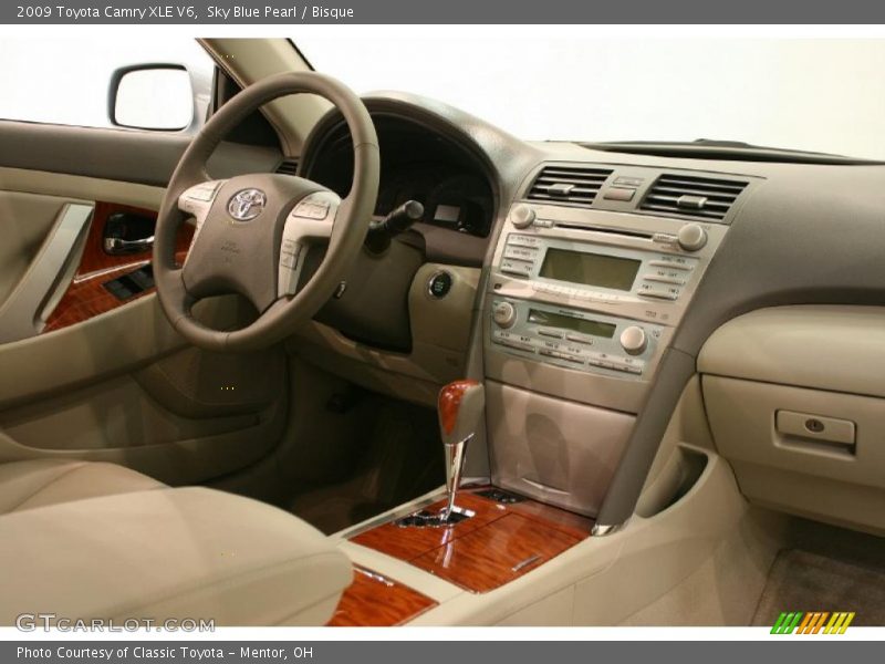 Sky Blue Pearl / Bisque 2009 Toyota Camry XLE V6