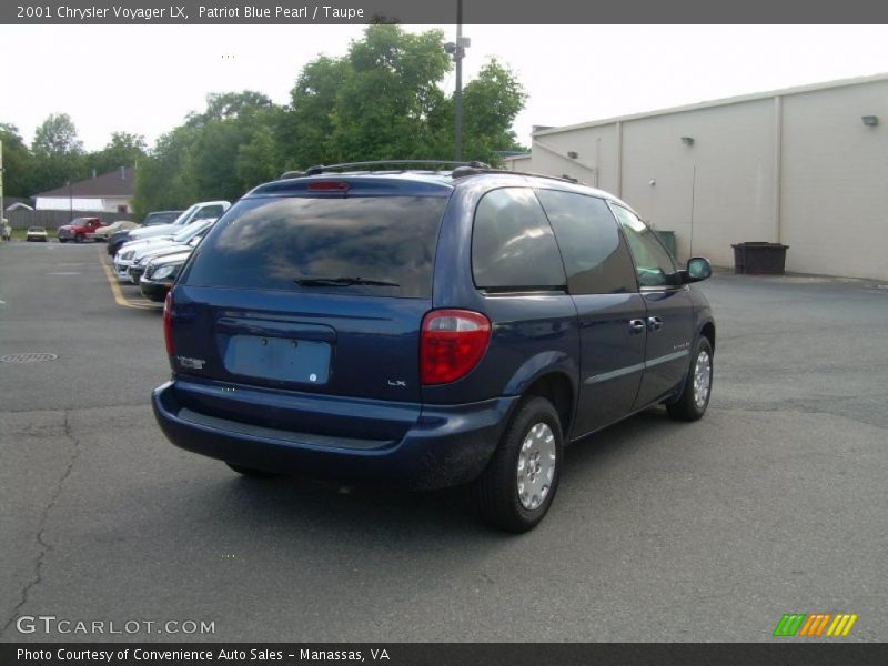 Patriot Blue Pearl / Taupe 2001 Chrysler Voyager LX