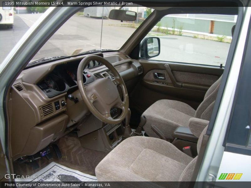 Warm Springs Silver Metallic / Brown 1995 Mitsubishi Montero LS 4x4