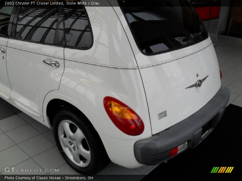 Stone White / Gray 2001 Chrysler PT Cruiser Limited