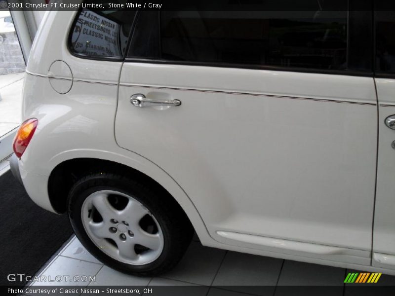 Stone White / Gray 2001 Chrysler PT Cruiser Limited
