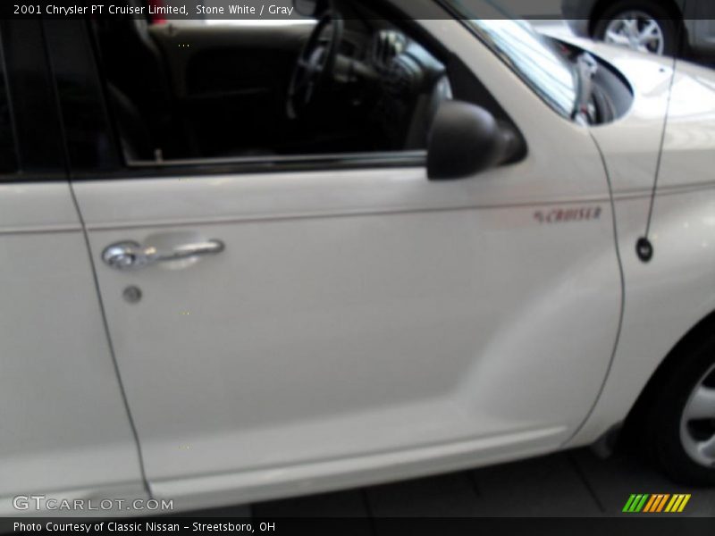 Stone White / Gray 2001 Chrysler PT Cruiser Limited