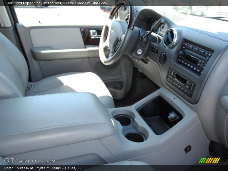 Black / Medium Flint Grey 2006 Ford Expedition Limited 4x4