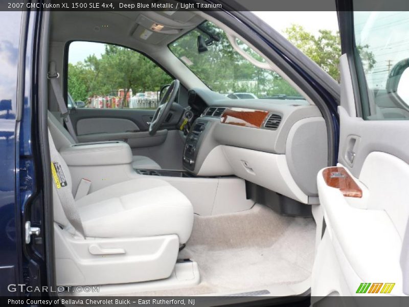 Deep Blue Metallic / Light Titanium 2007 GMC Yukon XL 1500 SLE 4x4
