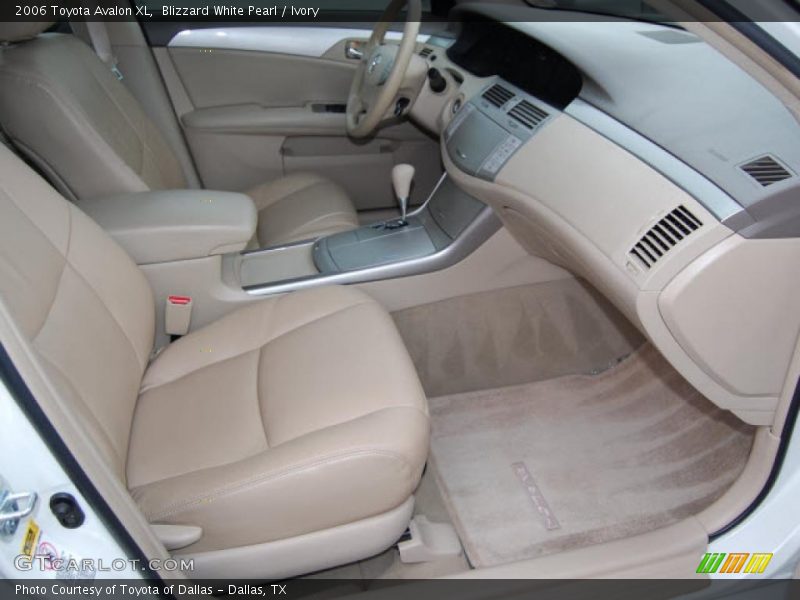 Blizzard White Pearl / Ivory 2006 Toyota Avalon XL
