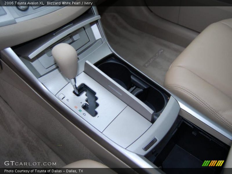 Blizzard White Pearl / Ivory 2006 Toyota Avalon XL