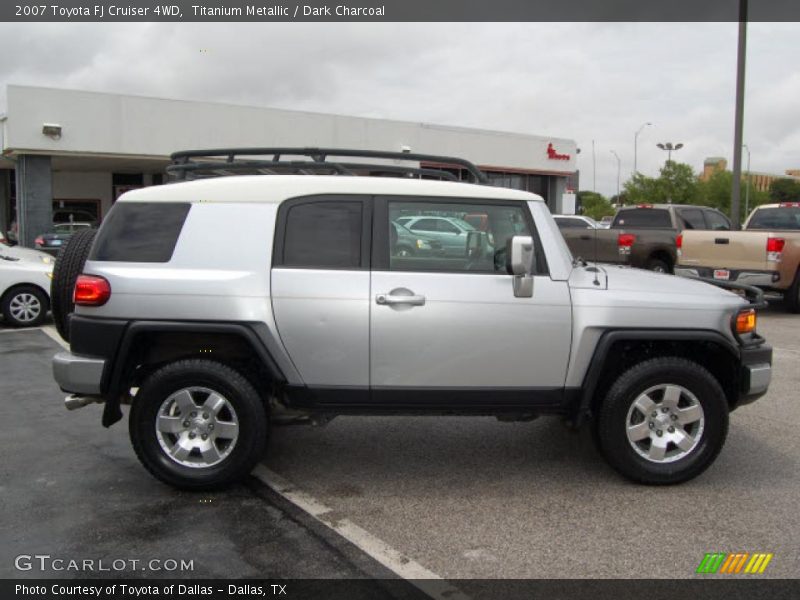Titanium Metallic / Dark Charcoal 2007 Toyota FJ Cruiser 4WD