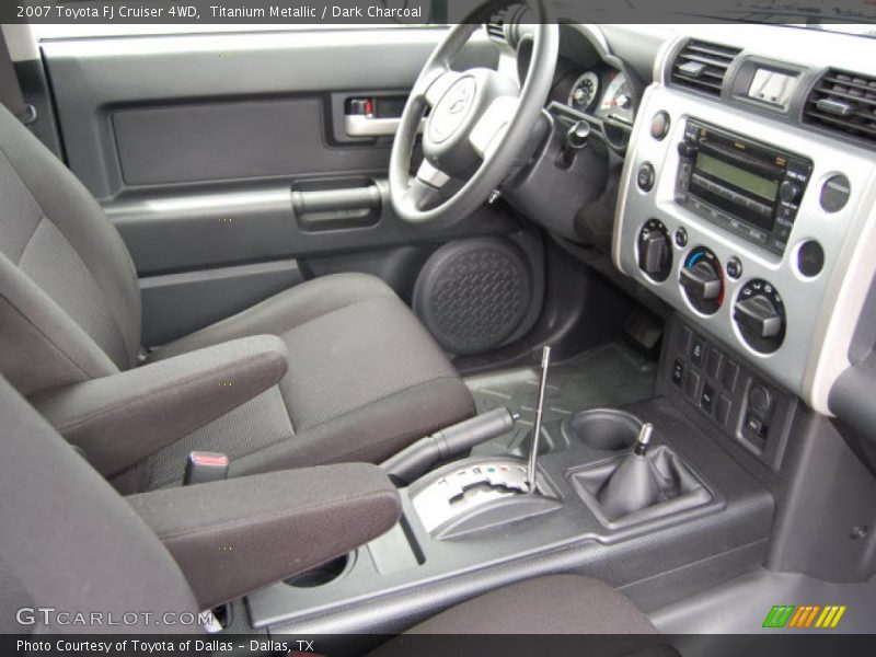 Titanium Metallic / Dark Charcoal 2007 Toyota FJ Cruiser 4WD