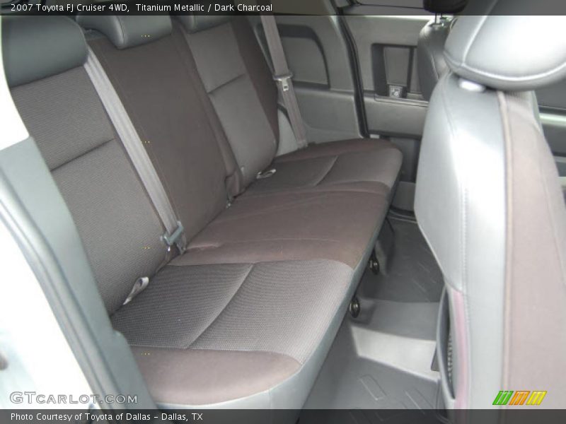 Titanium Metallic / Dark Charcoal 2007 Toyota FJ Cruiser 4WD