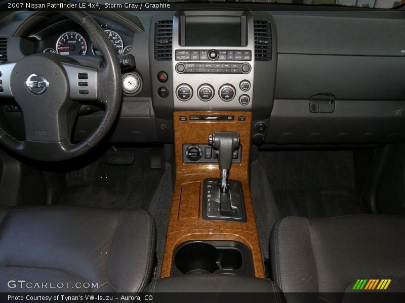 Storm Gray / Graphite 2007 Nissan Pathfinder LE 4x4