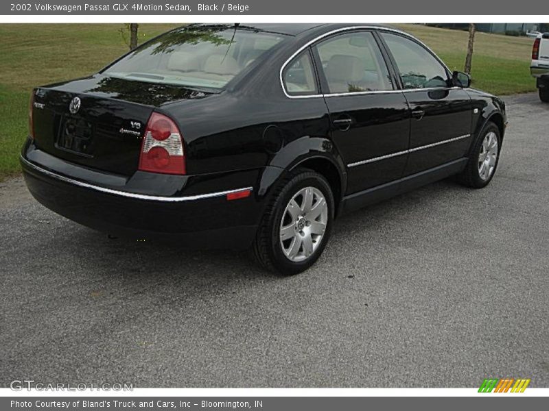 Black / Beige 2002 Volkswagen Passat GLX 4Motion Sedan