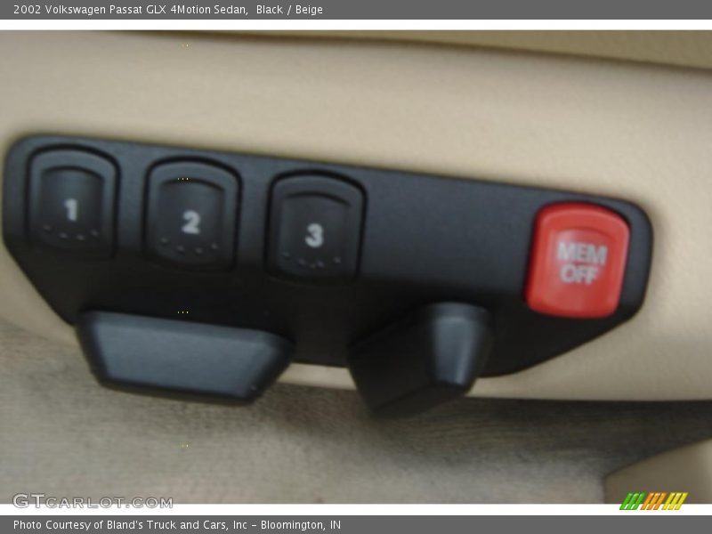 Black / Beige 2002 Volkswagen Passat GLX 4Motion Sedan