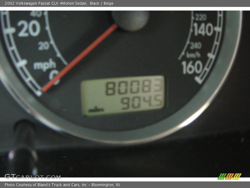 Black / Beige 2002 Volkswagen Passat GLX 4Motion Sedan