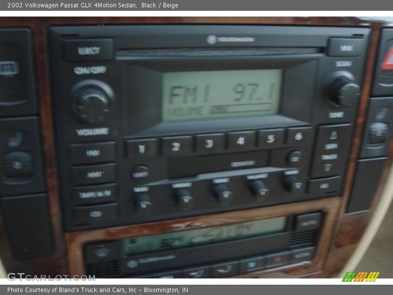 Black / Beige 2002 Volkswagen Passat GLX 4Motion Sedan