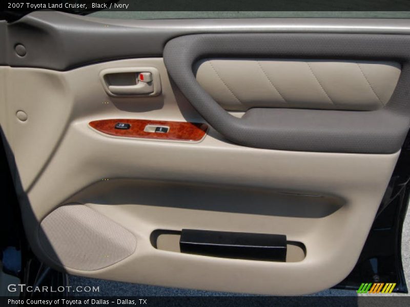 Black / Ivory 2007 Toyota Land Cruiser