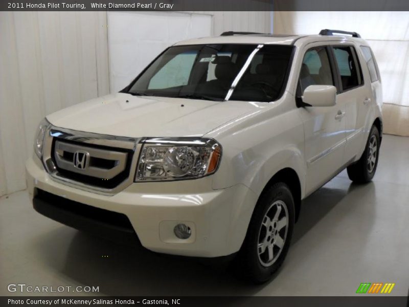 White Diamond Pearl / Gray 2011 Honda Pilot Touring