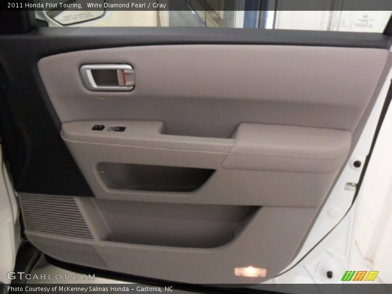 White Diamond Pearl / Gray 2011 Honda Pilot Touring