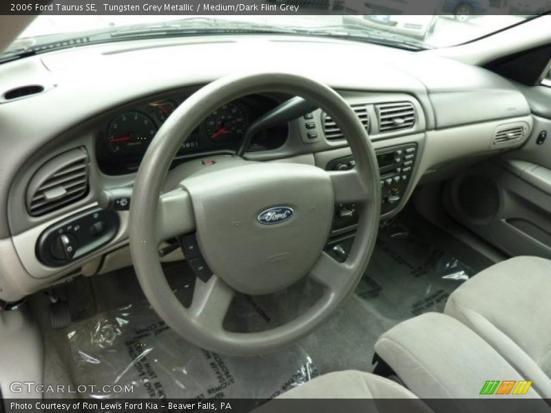 Tungsten Grey Metallic / Medium/Dark Flint Grey 2006 Ford Taurus SE