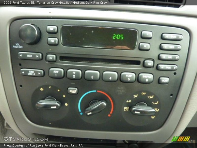 Tungsten Grey Metallic / Medium/Dark Flint Grey 2006 Ford Taurus SE