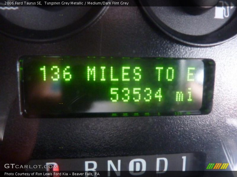 Tungsten Grey Metallic / Medium/Dark Flint Grey 2006 Ford Taurus SE