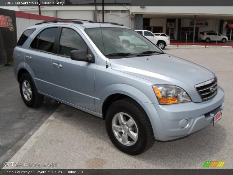 Silver / Gray 2007 Kia Sorento LX