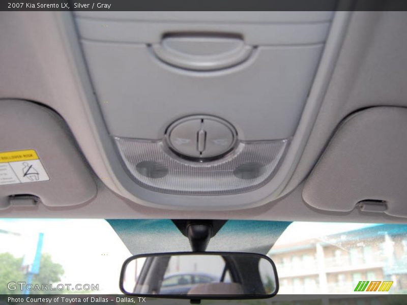 Silver / Gray 2007 Kia Sorento LX
