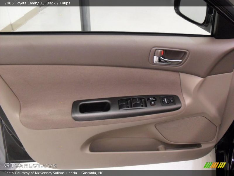 Black / Taupe 2006 Toyota Camry LE