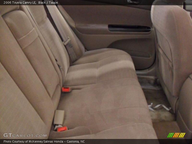 Black / Taupe 2006 Toyota Camry LE