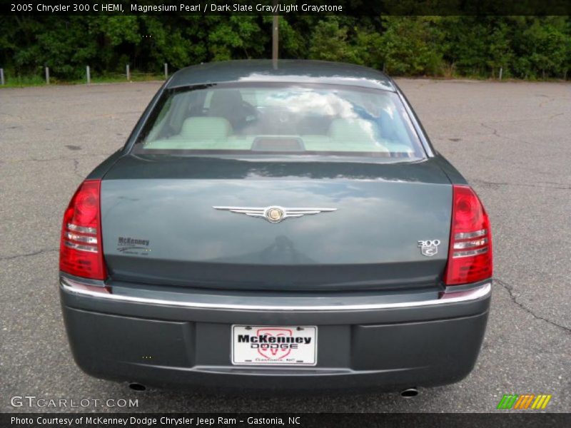 Magnesium Pearl / Dark Slate Gray/Light Graystone 2005 Chrysler 300 C HEMI