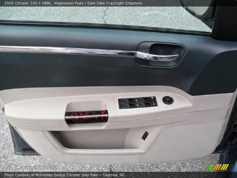 Magnesium Pearl / Dark Slate Gray/Light Graystone 2005 Chrysler 300 C HEMI