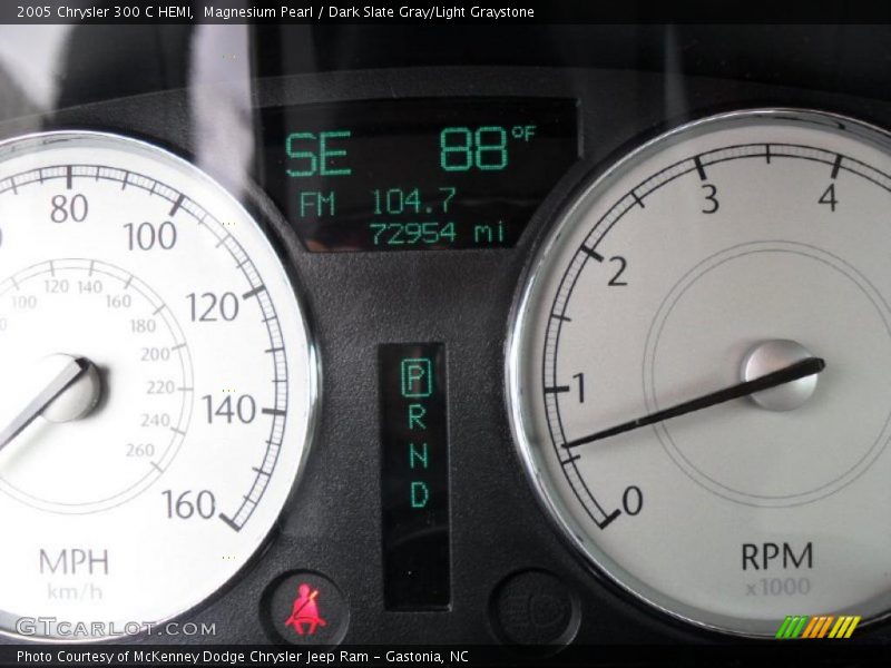 Magnesium Pearl / Dark Slate Gray/Light Graystone 2005 Chrysler 300 C HEMI
