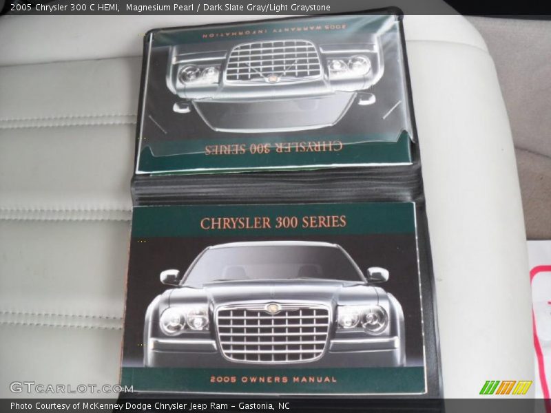 Magnesium Pearl / Dark Slate Gray/Light Graystone 2005 Chrysler 300 C HEMI
