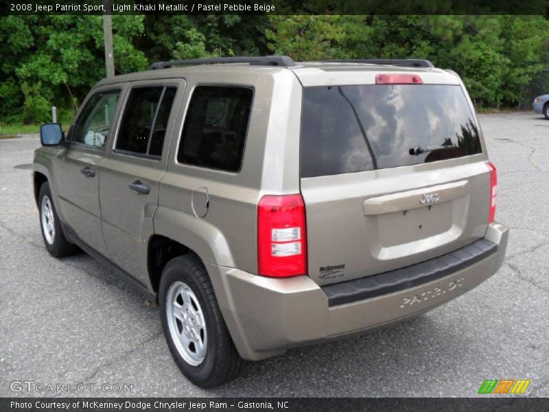 Light Khaki Metallic / Pastel Pebble Beige 2008 Jeep Patriot Sport