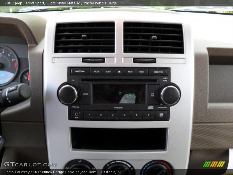 Light Khaki Metallic / Pastel Pebble Beige 2008 Jeep Patriot Sport