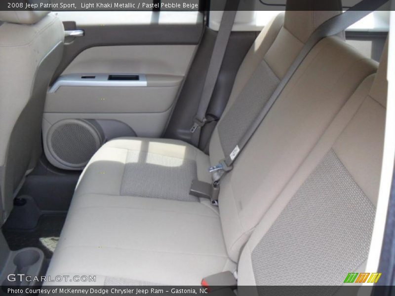 Light Khaki Metallic / Pastel Pebble Beige 2008 Jeep Patriot Sport