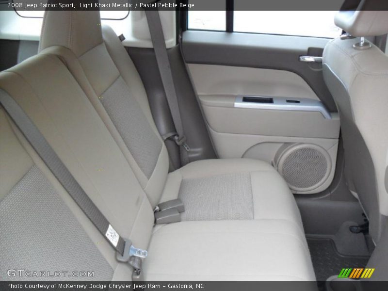 Light Khaki Metallic / Pastel Pebble Beige 2008 Jeep Patriot Sport