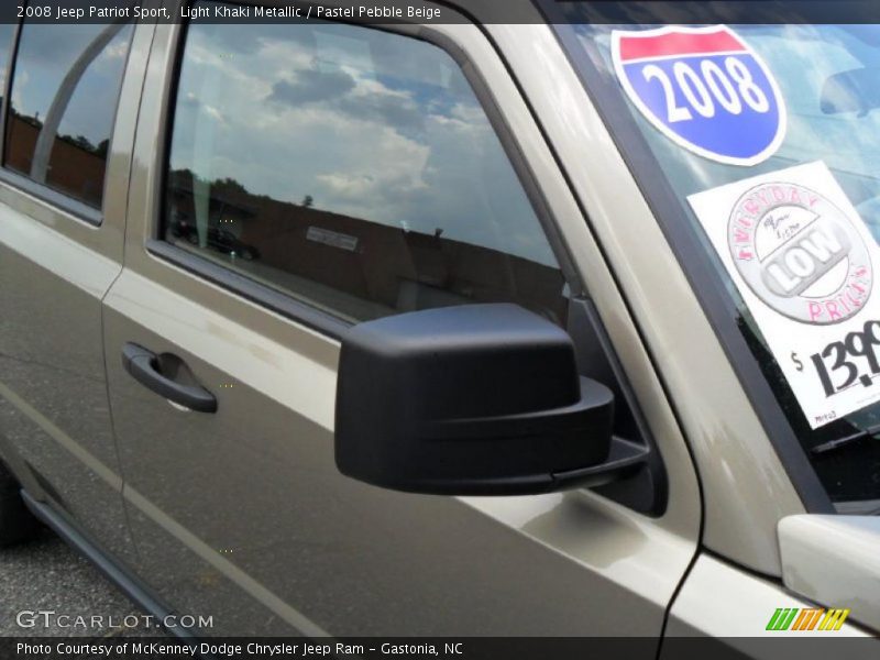 Light Khaki Metallic / Pastel Pebble Beige 2008 Jeep Patriot Sport