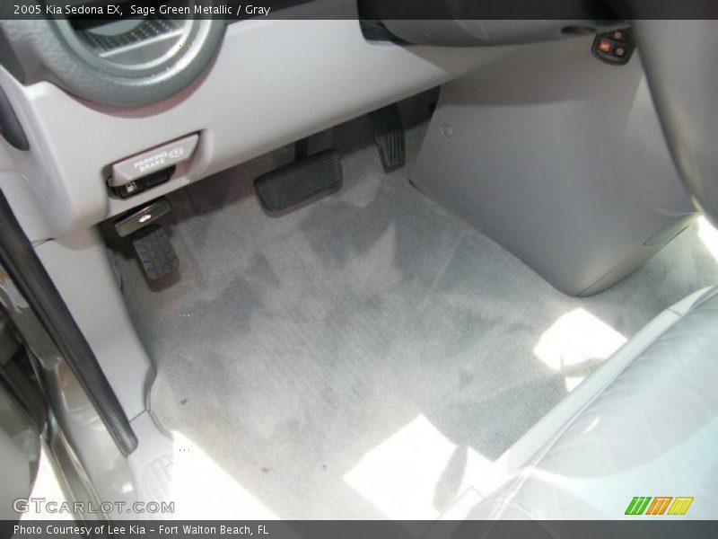 Sage Green Metallic / Gray 2005 Kia Sedona EX