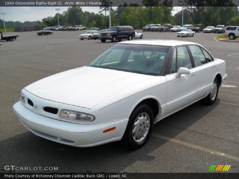 Arctic White / Neutral 1999 Oldsmobile Eighty-Eight LS