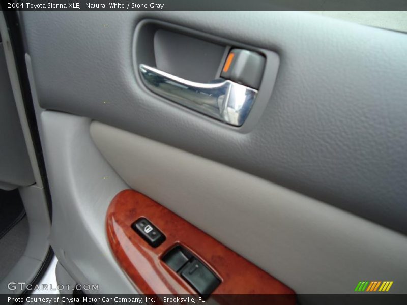 Natural White / Stone Gray 2004 Toyota Sienna XLE