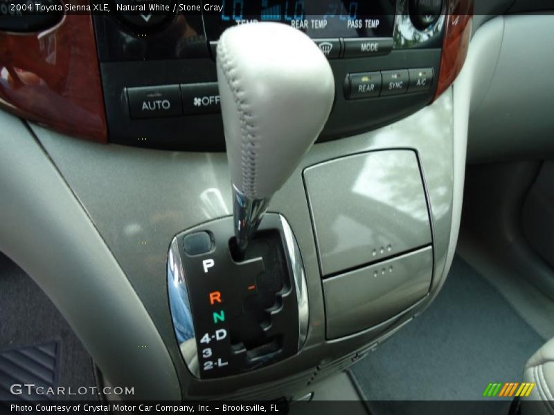 Natural White / Stone Gray 2004 Toyota Sienna XLE