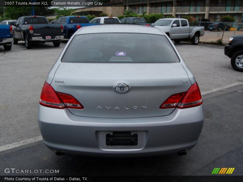 Titanium Metallic / Light Gray 2007 Toyota Avalon XLS